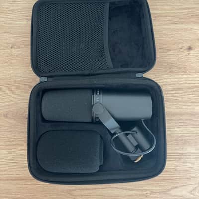 Shure SM7B Complete Bundle w/ Triton FetHead, sssnake XLR Cable, Hard Case, Box & Invoices image 2