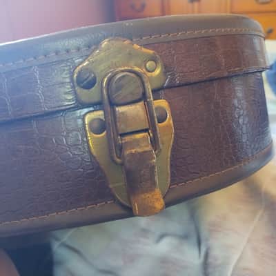 Gator✌️Vintage Plush - Electric Guitar Case image 18