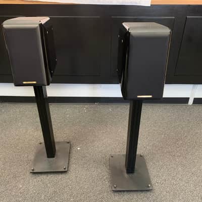 Sonus Faber Concerto w/ Stands image 1