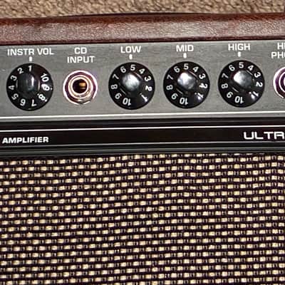 Behringer  Ultrasonic AT108 Combo Amp image 4