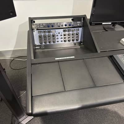 Argosy G22 Workstation Desk for Avid Artist image 4
