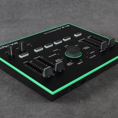 Roland VT-3 Voice Transformer - 2nd Hand image 3