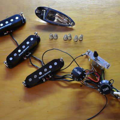 Duncan Designed SC-101 Strat Pickups, Pre-wired Stratocaster Pickups + Extras image 2