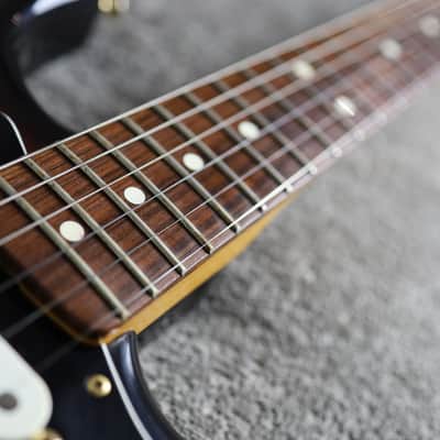 Fender Stevie Ray Vaughan Stratocaster with Pau Ferro Fretboard 1995 - 3-Color Sunburst image 17