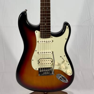 Fender American Deluxe Stratocaster HSS W/ OHSC 2000 - 3 Tone Sunburst image 1
