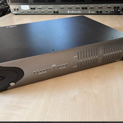 Avid HD I/O 8x8x8 analogue and digital Audio Interface 2010s - Silver image 3