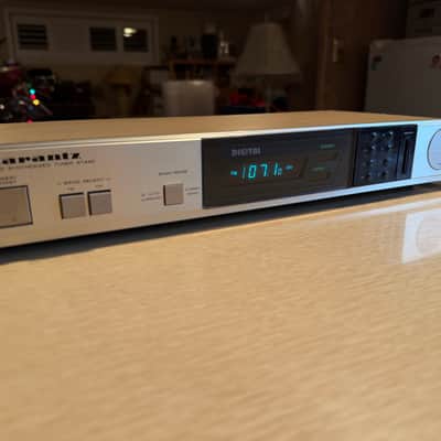 GOLD Marantz ST440 AM/FM Stereo Synthesised Tuner Digital Display Serviced RARE! image 3