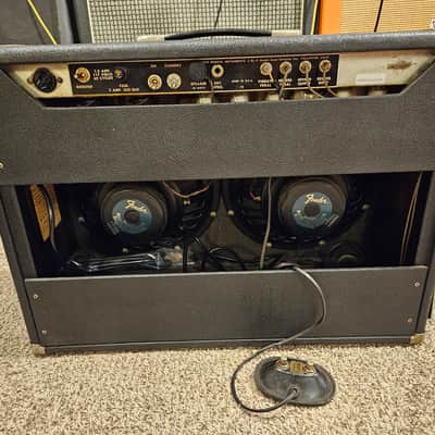 Fender Pro Reverb 2-Channel 40-Watt 2x12" Guitar Combo 1965 - 1967 - Black Panel image 8