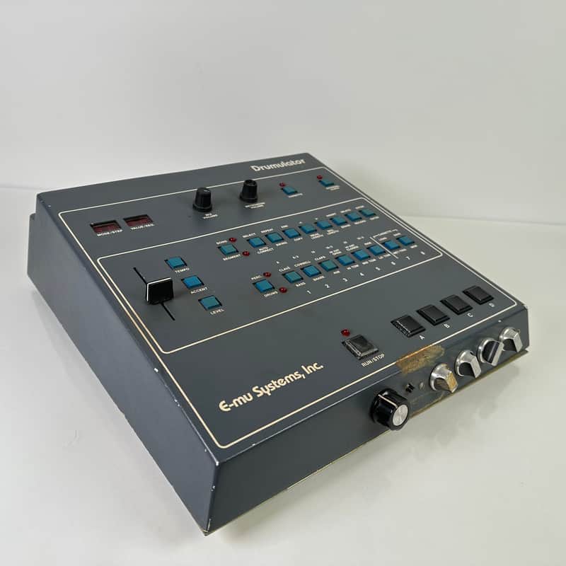 E-MU Systems Drumulator Model 7000 Vintage Drum Machine