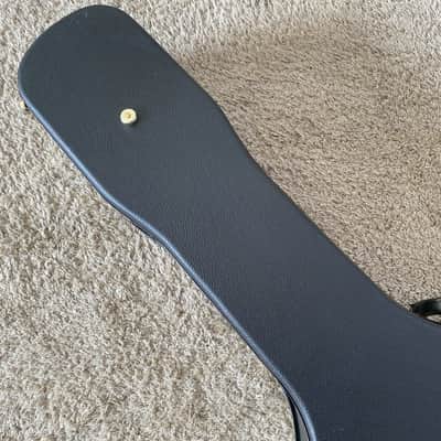 Guild 41 Inch Acoustic Guitar Hard Case, Black Velvet Interior image 11