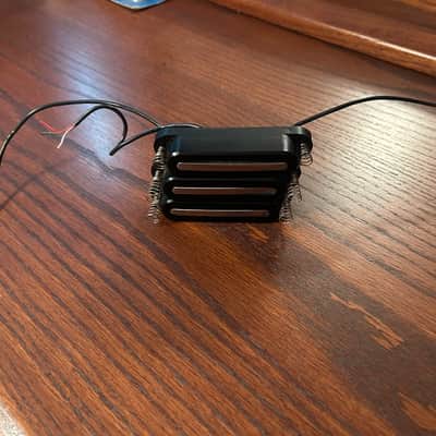 1980s Ibanez V7 Roadstar II Blade Single Coil Pickup Set image 1