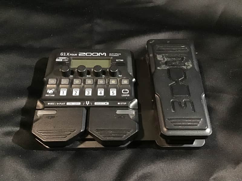 Zoom G1X Four