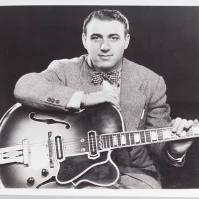 Gibson  L-5P built for Charlie Christian later owned and used by Tony Mottola Arch Top Hollow Body Electric Guitar (1940), ser. #96515, black hard shell case. image 24