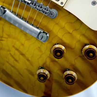 2001 Gibson Les Paul 1958 Reissue (R8) Custom Historic Quilted butterscotch burst image 3