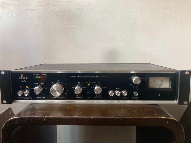 dbx 165A Over Easy Compressor / Limiter | Reverb