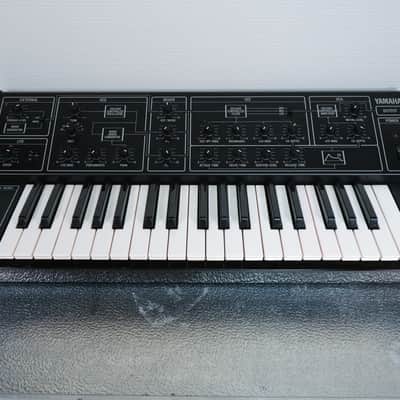 Yamaha CS-5 Monophonic Synthesizer 1978 - 1983 - Black