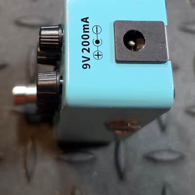 Mooer E7 Synth 2020 - Blue Synthesizer image 4