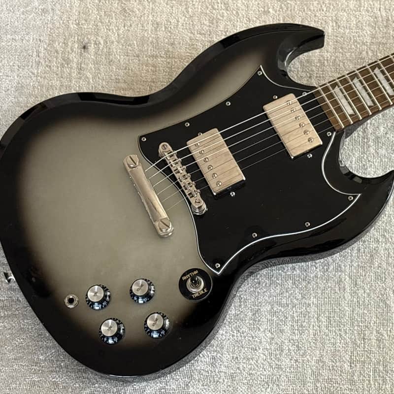 2008 – 2019 Epiphone ’66 G-400 Silverburst