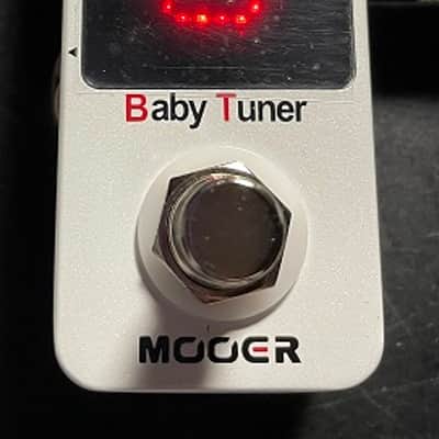 Mooer Baby Tuner 2020s - White image 3