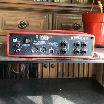 Focusrite Scarlett 18i8 2nd Gen USB Audio Interface image 3