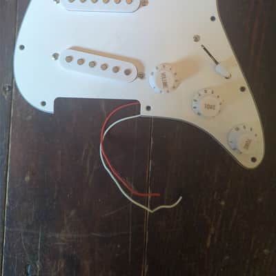 Unbranded Strat Style Pickguard - 3-Ply White image 1