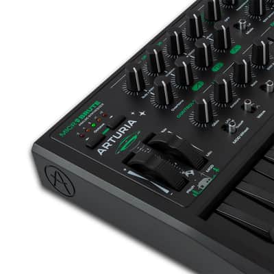 Arturia MicroBrute Analogue Synth (UFO Edition) image 8