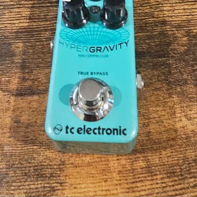TC Electronic HyperGravity Mini Compressor 2017 - Present - Teal image 7