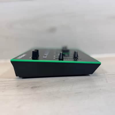Roland AIRA VT-3 Voice Transformer Vocal Effects Processor w/ Box & Power Supply 2014–2018 image 6