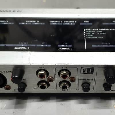 Native Instruments Audio 8 DJ image 1