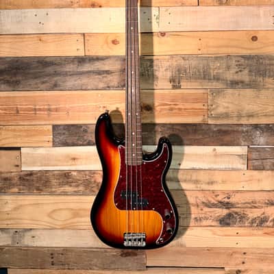 Squier Classic Vibe '60s Precision Bass, 3-Tone Sunburst image 1