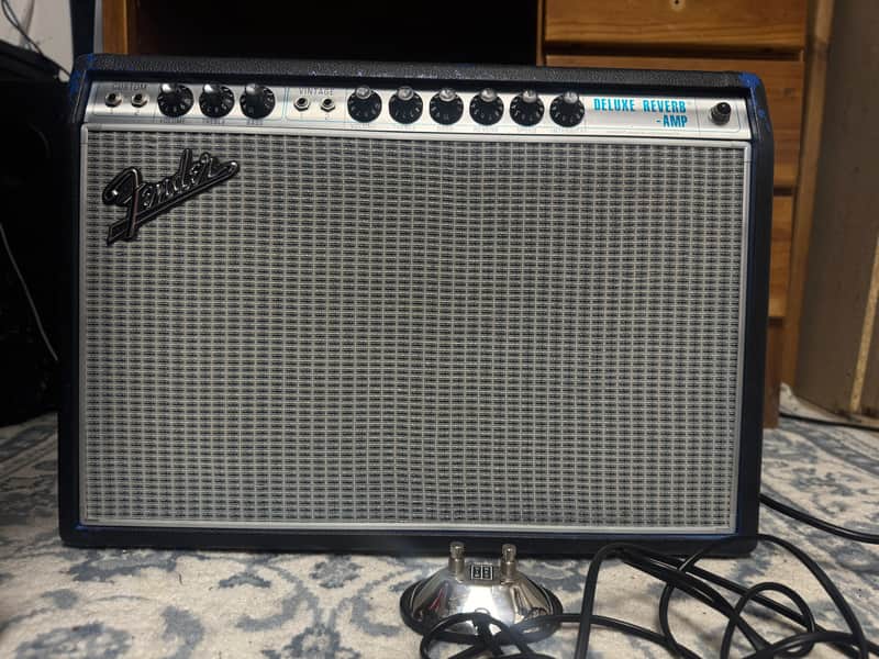 Fender '68 Custom Deluxe Reverb 2-Channel 22-Watt 1x12" Guitar Combo 2013 - Present - Black image 1