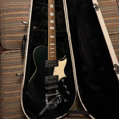 Reverend Contender RB 2022 - Metallic Emerald Green with Hardshell Case image 2