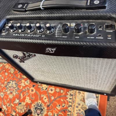 Fender Mustang II 40-Watt 1x12" Modeling Guitar Combo 2010 - 2012 - Black image 2