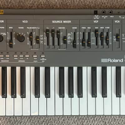 Roland SH-101 32-Key Monophonic Synthesizer 1982 - 1986 - Gray
