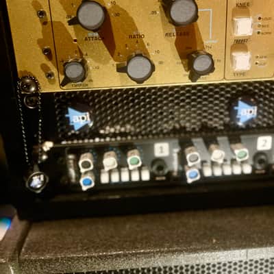API 2500 Stereo Bus Compressor 50th Anniversary Edition 2019 - Gold image 8