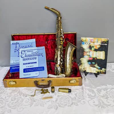 Vintage Late 1950s Vito Alto Saxophone by Leblanc – Made in Kenosha, WI w/ Original French Mouthpiece, Case, Books image 3