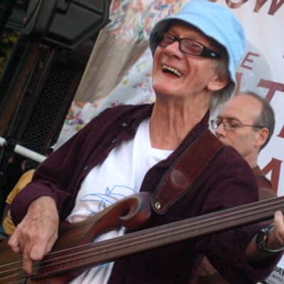 2006 Carl Thompson Rainbow 6-string Fretless Bass image 17