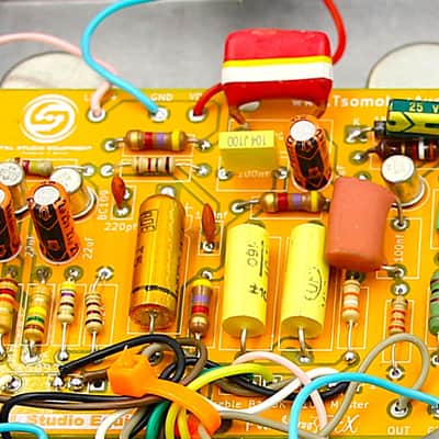 1/1 Limited Edition BC109C 18v or 9V  ColorBoost - Power Boost Gilmour Tone Handmade Point to Point Guitar Pedal Mint Green image 7