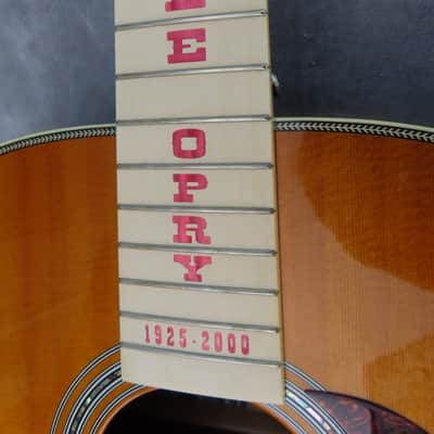 MARTIN 2001 LIMITED EDITION HDO GRAND OLE OPRY 75th. ANNIVERSARY 650 MADE near MINT! image 12