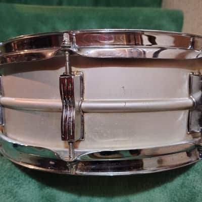 Ludwig No. 404 Acrolite 5x14" 8-Lug Aluminum Snare Drum with Pointed Blue/Olive Badge 1969 - 1979 - Matte Aluminum image 4