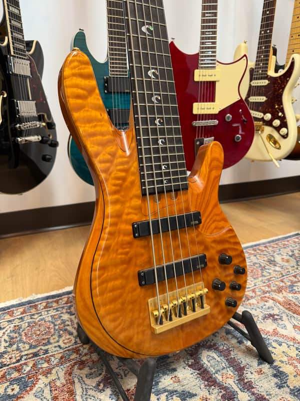 Yamaha TRB-JP2 John Patitucci Signature 6-String Bass