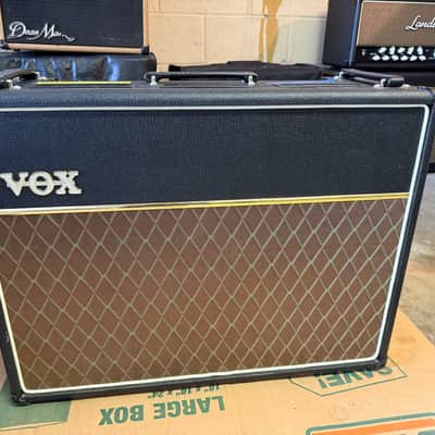 Vox AC30CC2X Custom Classic 2-Channel 30-Watt 2x12" Blue Alnico Guitar Combo Early 2005 Production (SN: X2AC001013) image 1