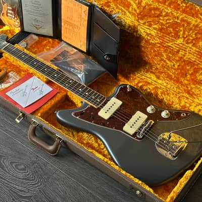 2022 Fender Jazzmaster 1966 Charcoal Frost Custom Shop Closet Classic Light Relic image 5