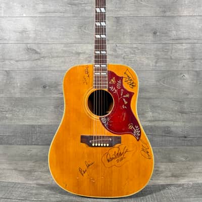 Gibson Hummingbird 1968 - Natural - Signed by David Allan Coe, BB King,  Ray Price, Roy Clark, and Jim Stafford!! image 1