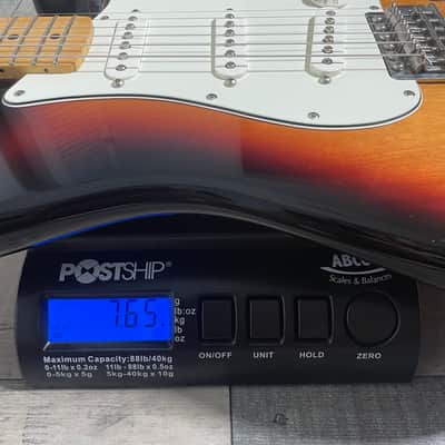 2017 Fender Stratocaster MIM - Sunburst image 9