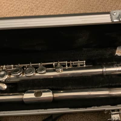 Yamaha Model 211S Closed Hole Flute All New Pads, Case image 3