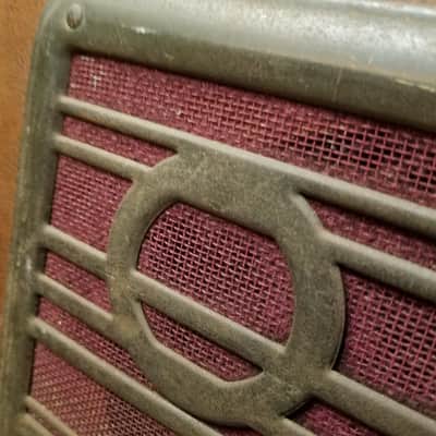 Magnavox Model "JR" Illustravox Standard Mono Tube amp, field coil speaker, cab, record player, AND MOVIE PROJECTOR 1940s - Art Deco grille and brown tolex image 2