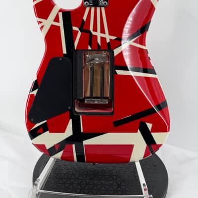 EVH Striped Series Frankie 2020 - Present - Red / White / Black Stripes Relic image 9