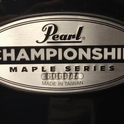 Pearl Championship Maple Series 26" Marching Bass Drum serial 606844 - Black image 3