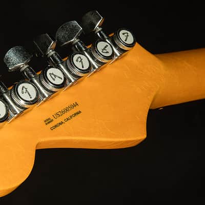 Fender American Ultra Luxe Vintage '60s Stratocaster image 4